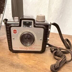 Vtg Kodak Brownie Holiday Flash Camera MCM Bakelite Camera 50s Photography Decor